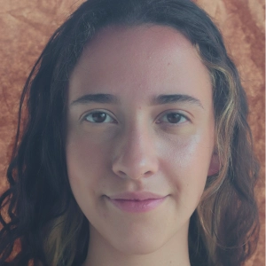 Foto de Beatriz Faria, analista de Projetos da Conexão Trabalho